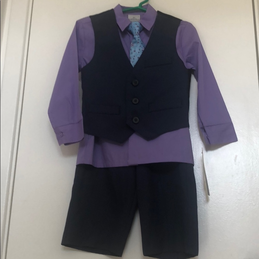 Perry Ellis Boy’s 4 Piece Suit